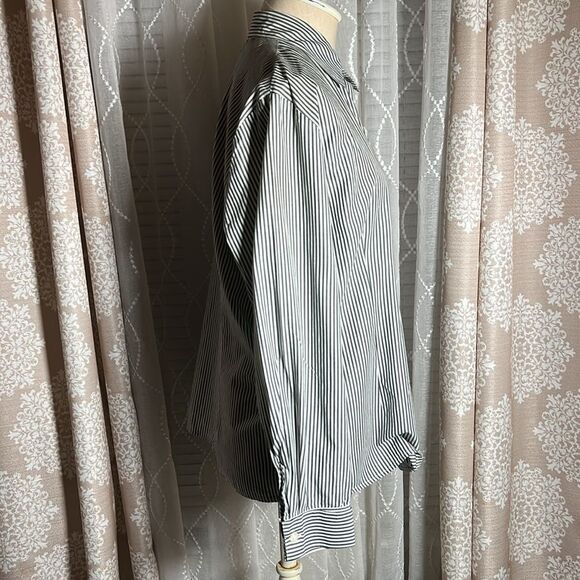 Talbots Button down Stripes Long Sleeve top size 10 - Picture 4 of 6